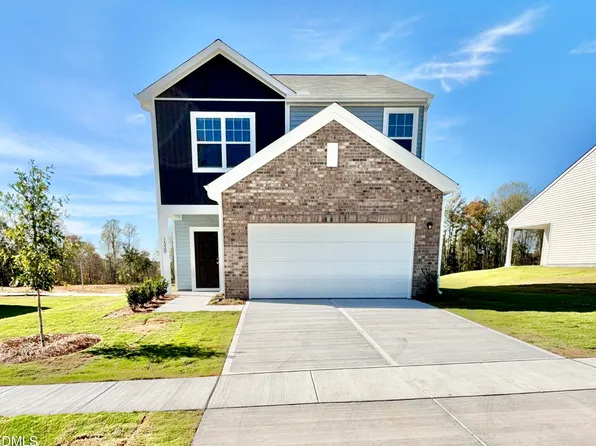 1320 Pond Overlook Dr, Nashville, NC 27856