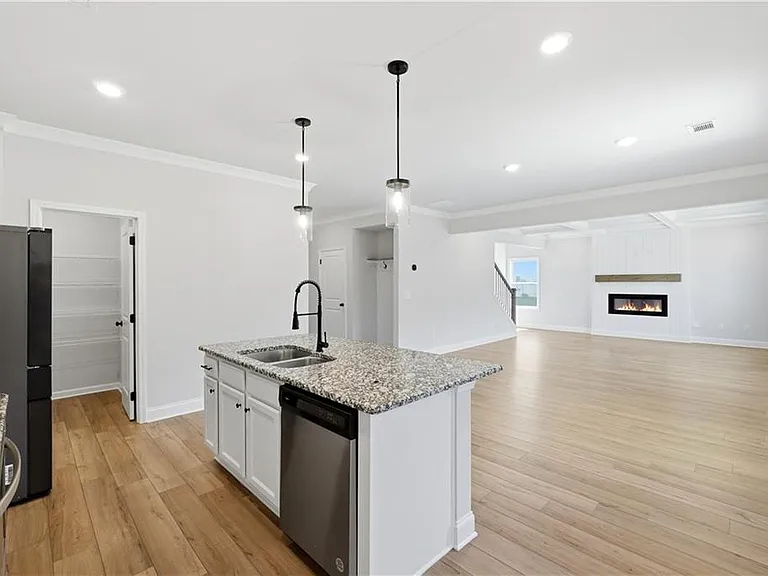 176 Brant Cir — Photo 9
