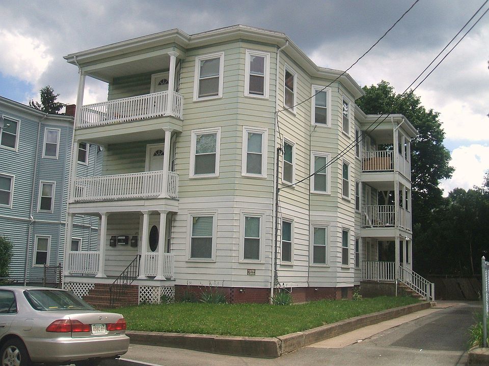 2nd image of 25 Clarence St