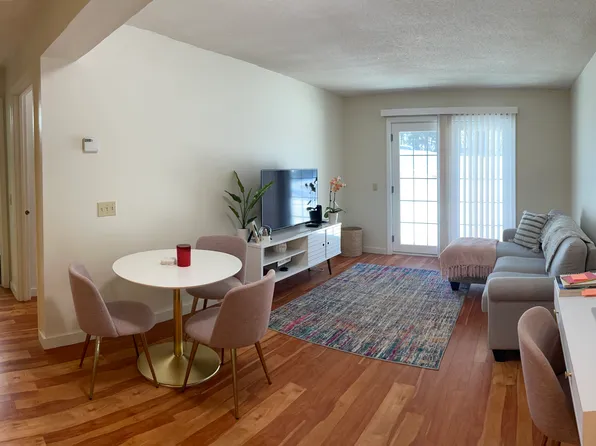 30 Wolf Rd, Lebanon, NH