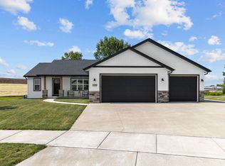 1498 Mase Dr, Kaukauna, WI 54130