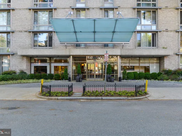 940 25th St NW APT 802, Washington, DC 20037