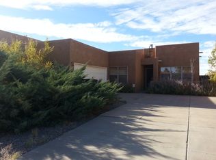 7546 Kachina Loop, Santa Fe, NM 87507