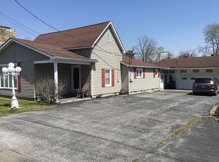 406 N Thompson St, Carrier Mills, IL 62917