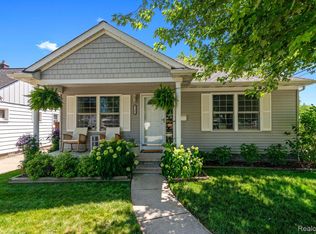 17301 Arlington Ave, Allen Park, MI 48101