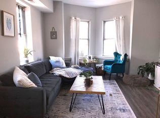 700-702 S 5th St, Philadelphia, PA 19147