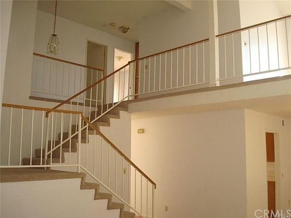 5th image of 6483 N Walnut Ave