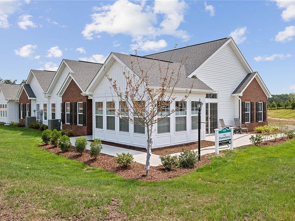 1st image of 1020 Autumn Woods Dr