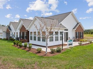 1020 Autumn Woods Dr, Evans City, PA 16033