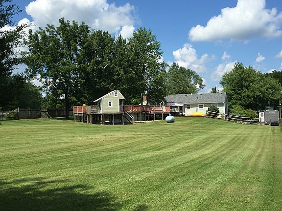 2nd image of 1121 Trudy Ct
