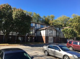 79 Ivan St APT 28, North Providence, RI 02904