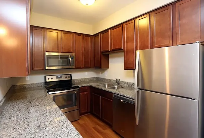 The Aspen Apartments — Photo 2
