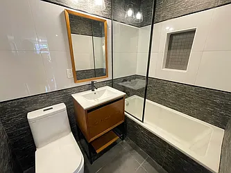 Rented by Tapiro Realty