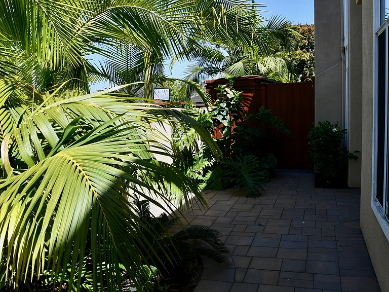 4697 Da Vinci St — Photo 3
