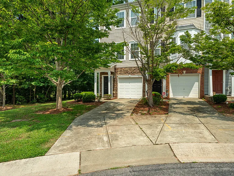 3122 Courtney Creek Blvd #3122 — Photo 8
