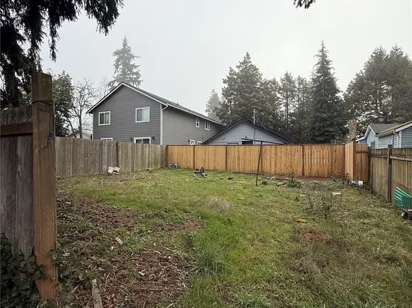 14413 11th Avenue SW #2, Burien, WA 98166