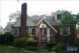 2nd image of 49 Fenimore Rd