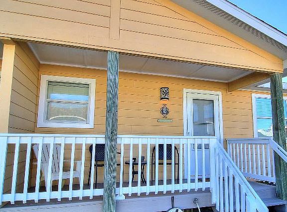 2nd image of 1726 11th St #104