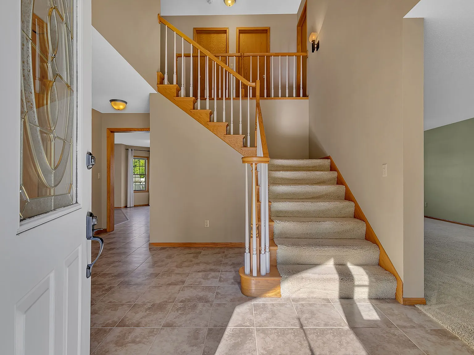 4 bed, 3023 sqft, $2,600 — Photo 4