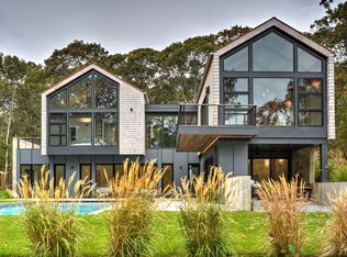 66 Edison Dr, Montauk, NY 11954