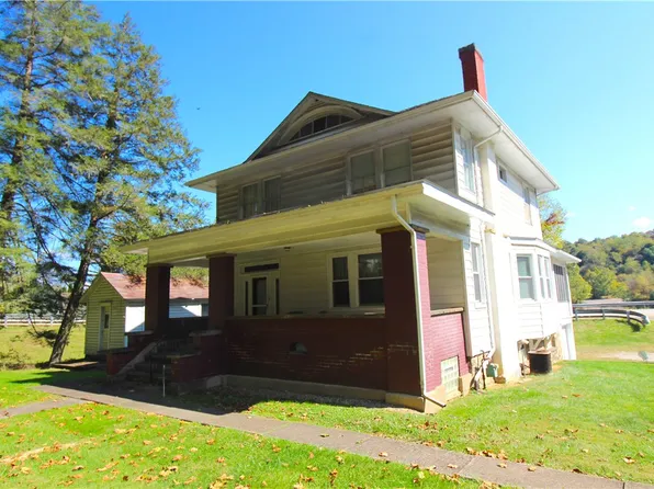 93 Water St, Fredericktown, PA 15333