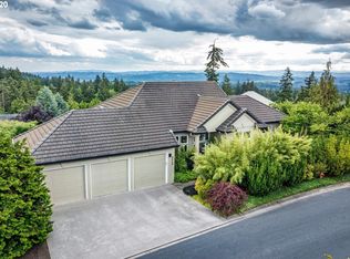 8046 NW Blue Pointe Ln, Portland, OR 97229