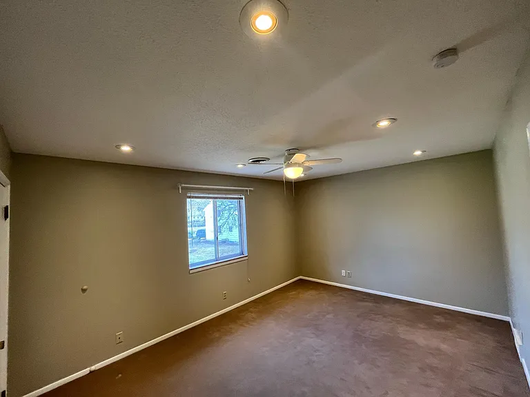 8331 Hadley St — Photo 10