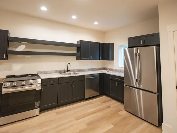 Prairie Townhomes at The Pilot