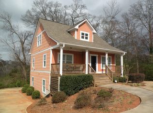 570 S Poplar St, Athens, GA 30605