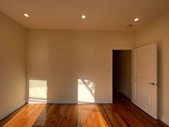 3rd image of 1020 Bergen St APT 1