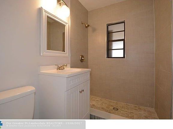 4th image of 5200 NE 2nd Ave