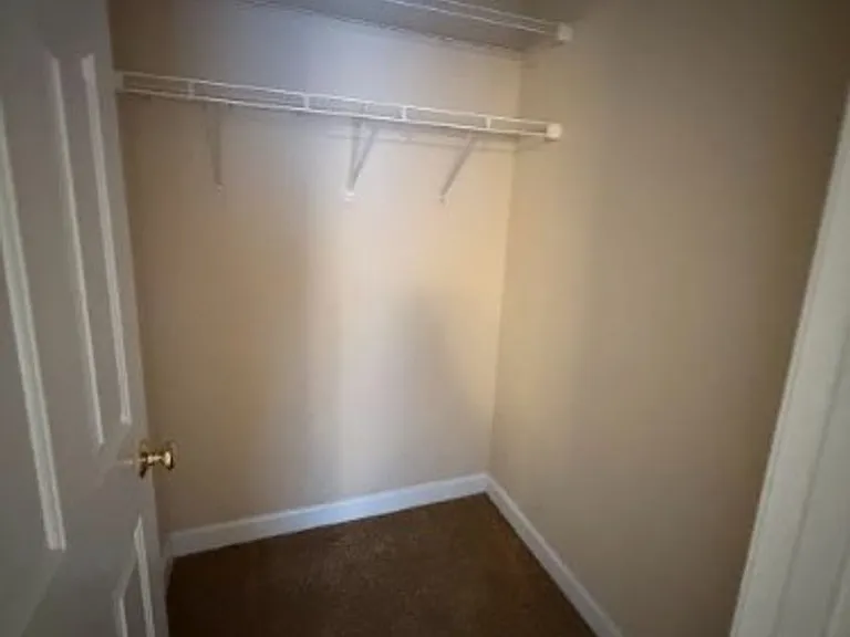 2420 Damascus Dr — Photo 11