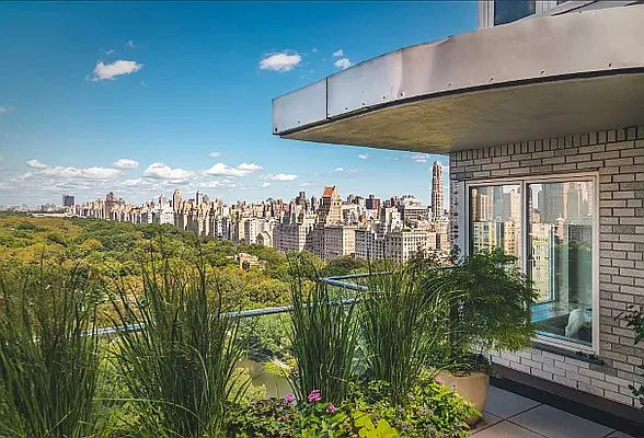Rented by essential NEW YORK Real Estate | media 48