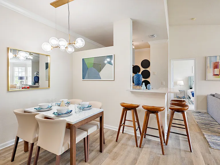 Grandeville at RiverPlace — Photo 31