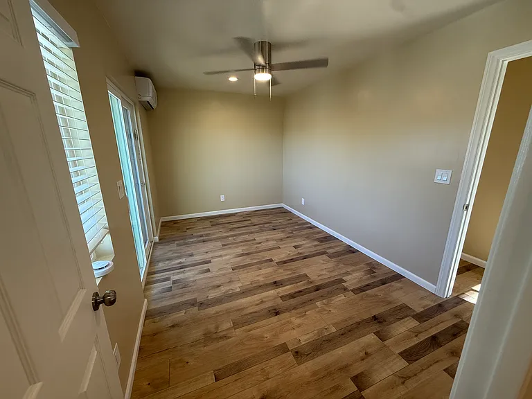 4860 Palm Ave — Photo 20