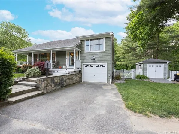 16 Meadow Ridge Road, Litchfield, CT 06778