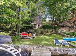 69 Lee Ave, Putnam Valley, NY 10579