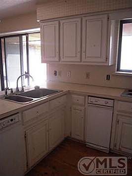 4th image of 7007 Kingshollow Dr