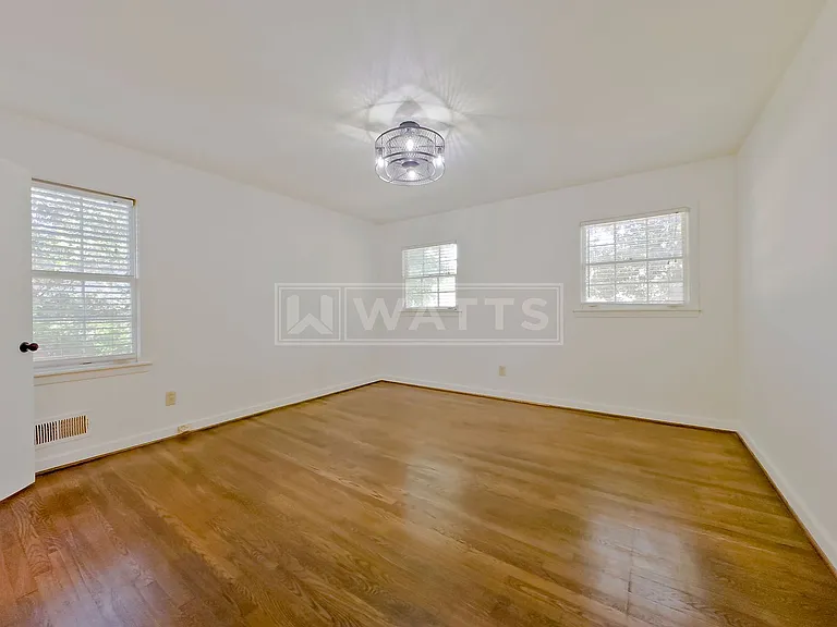 4452 Mountaindale Rd — Photo 16