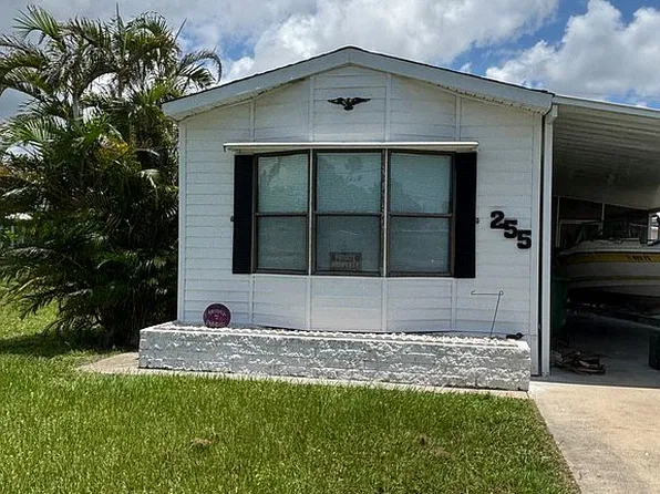 255 Via Deluna, Englewood, FL 34224