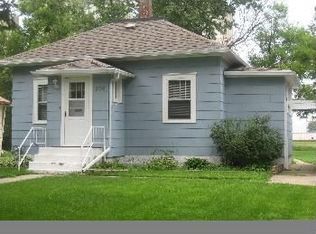 206 S 1st St, Beresford, SD 57004