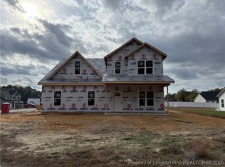 2118 Smith Rd, Hope Mills, NC 28348