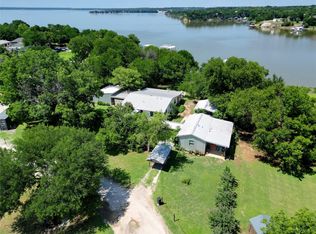 302 Collum Dr, Bridgeport, TX 76426