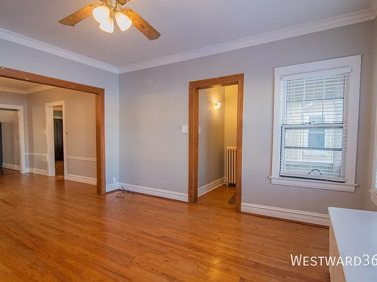 4246 N Menard Ave — Photo 7