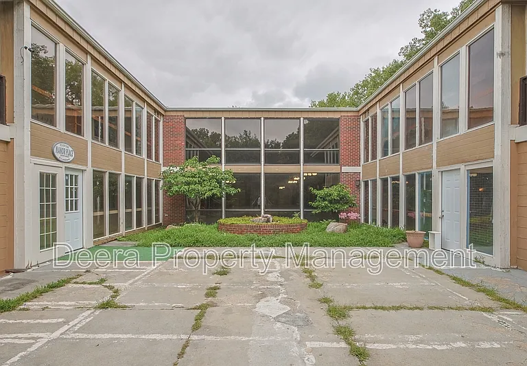 Manor Place — Photo 10