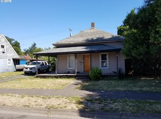 944 A St, Springfield, OR 97477