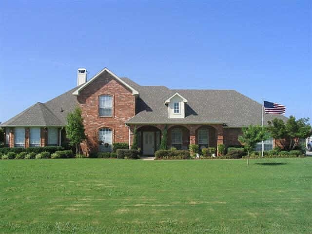 1st image of 1352 W Oaklawn Dr