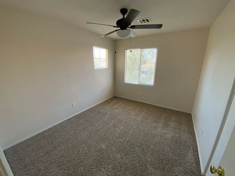 2392 Predera Ave — Photo 10