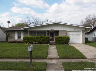 318 Shropshire Dr, San Antonio, TX 78217