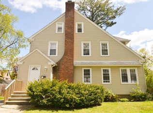 37 Wexford St, Springfield, MA 01118